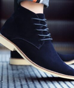 Slim Cut Suede Navy Blue Chukka