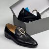 black plain polished loafer