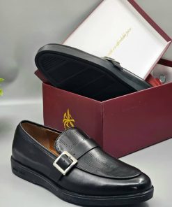Anax Classic black dot patterned leather loafer with single buckle