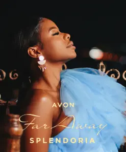 model wearing a splendoria paerfume