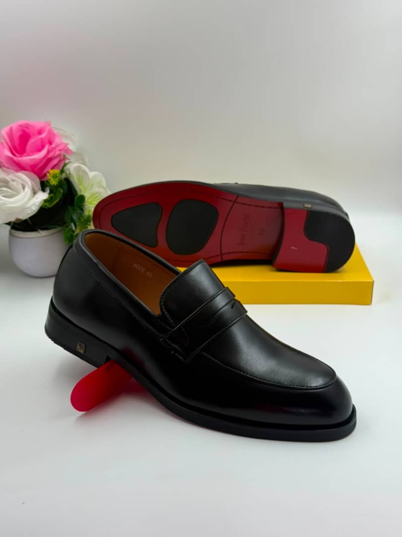 Plain Round Toe Leather Penny Loafer-Black