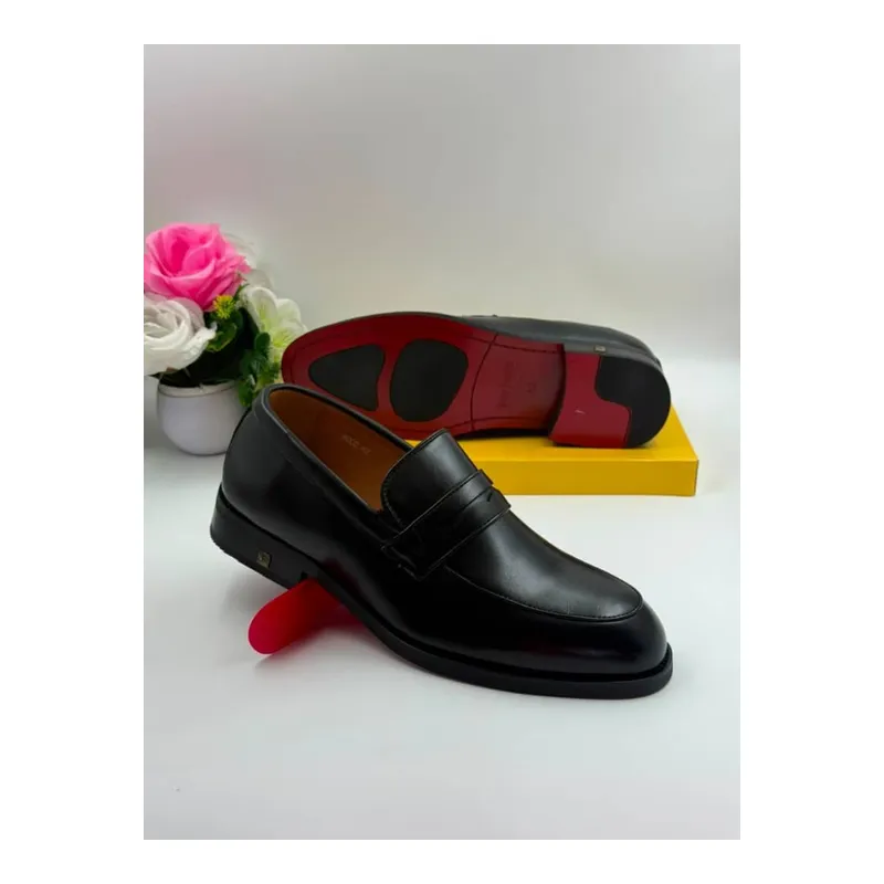 Plain Round Toe Leather Penny Loafer-Black